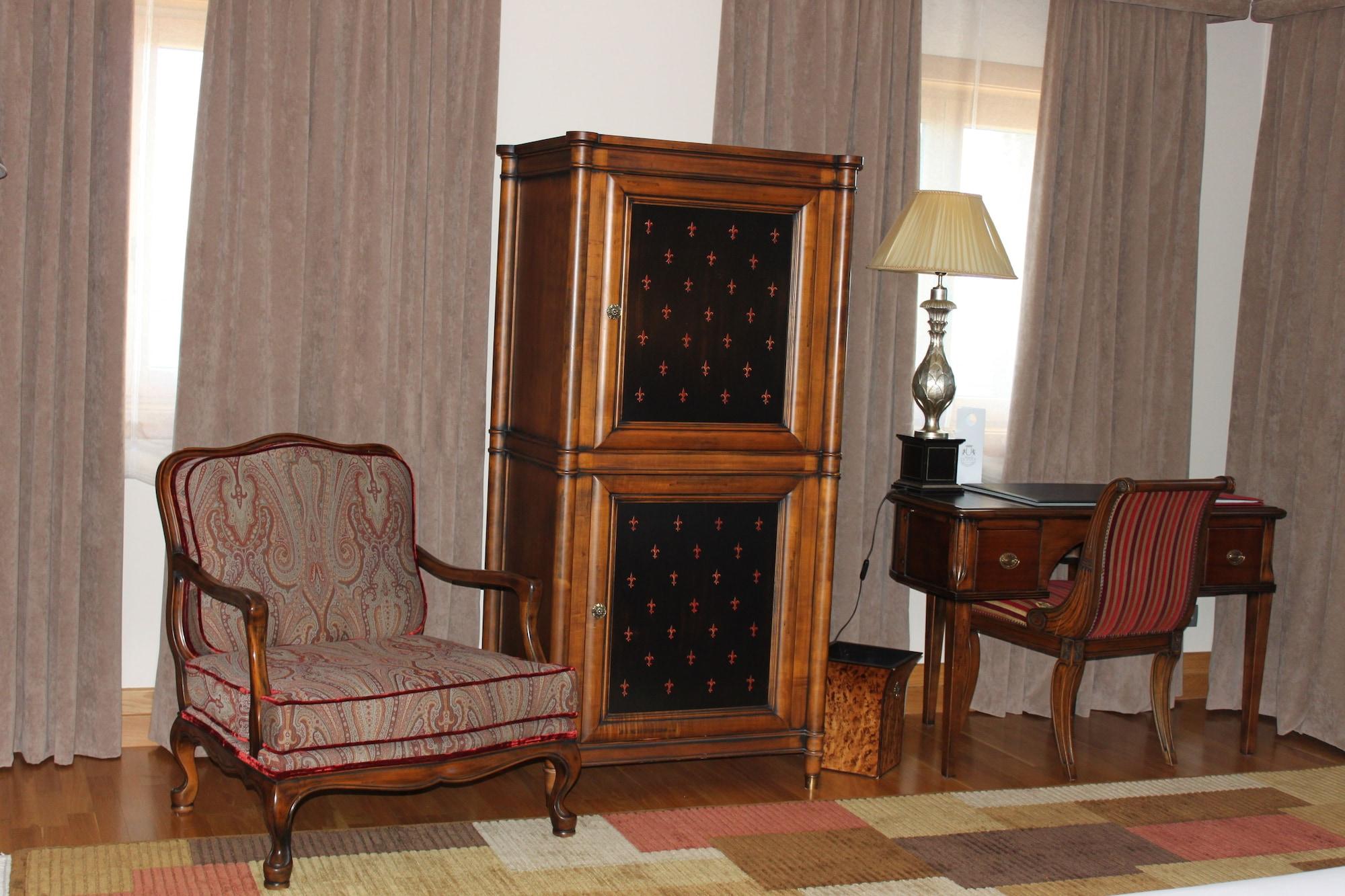Hotel Pazo Los Escudos Spa&Beach Vigo Exterior foto A typical room at the hotel