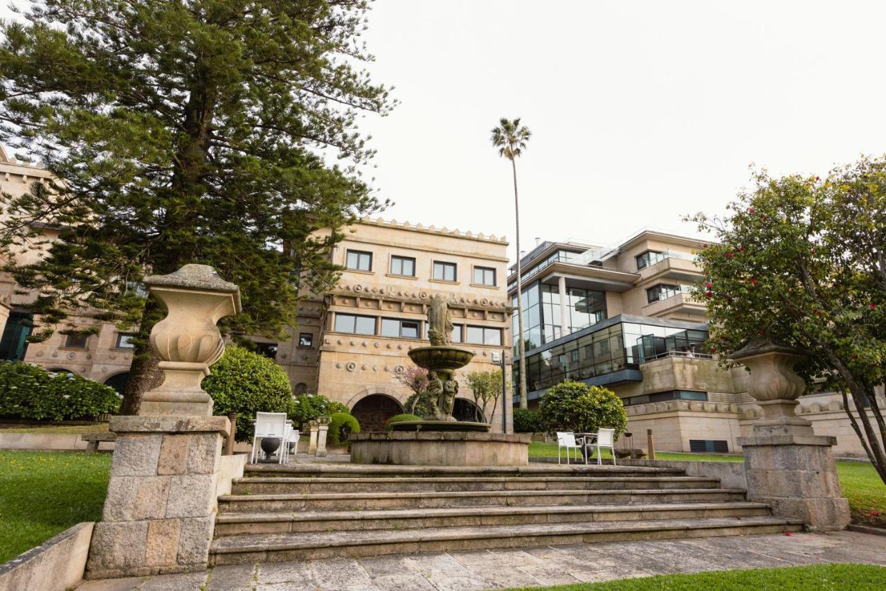 Hotel Pazo Los Escudos Spa&Beach Vigo Exterior foto The University of Navarra